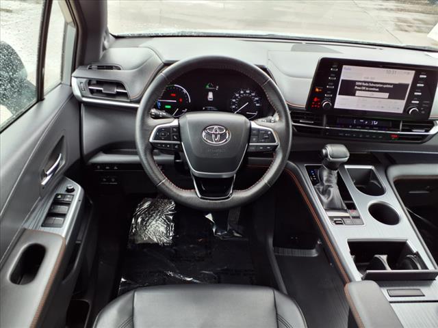 2021 Toyota Sienna XSE 7-Passenger