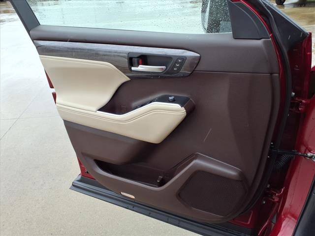 2022 Toyota Highlander Limited