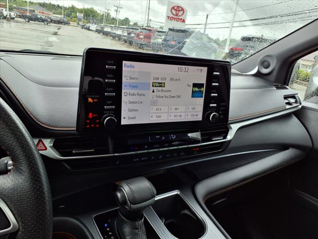 2021 Toyota Sienna XSE 7-Passenger