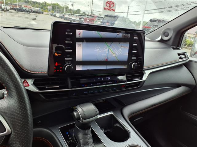 2021 Toyota Sienna XSE 7-Passenger