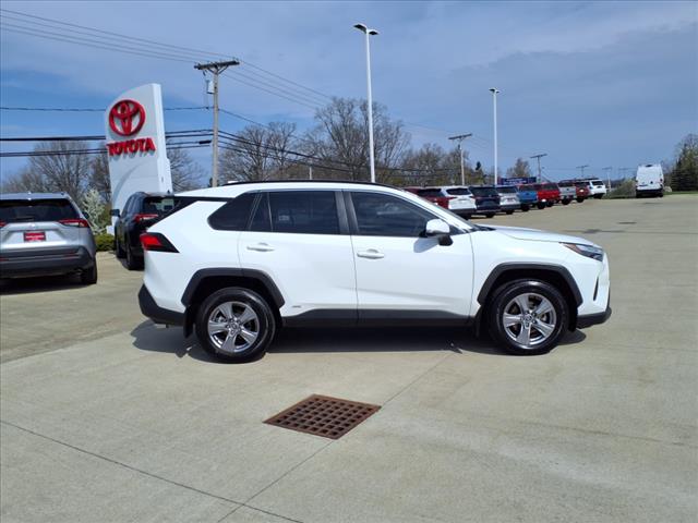 2024 Toyota RAV4 Hybrid LE