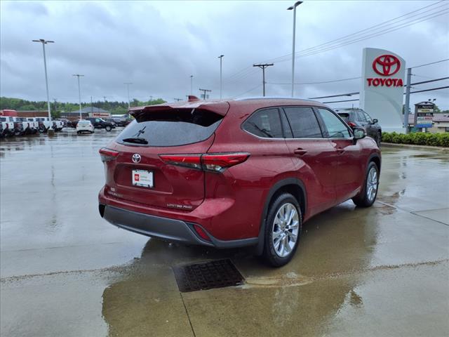 2022 Toyota Highlander Limited