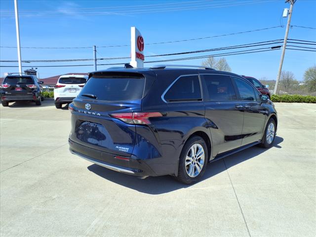 2021 Toyota Sienna Platinum 7-Passenger