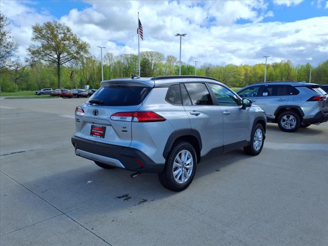 2025 Toyota Corolla Cross LE