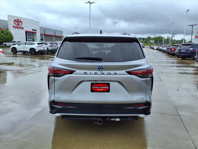 2021 Toyota Sienna XSE 7-Passenger