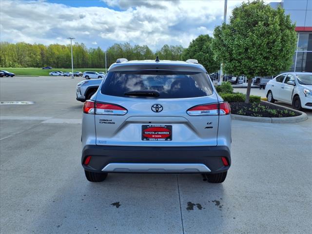 2025 Toyota Corolla Cross LE