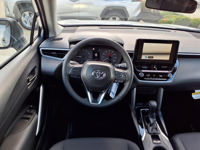 2025 Toyota Corolla Cross LE