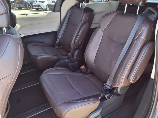 2021 Toyota Sienna Platinum 7-Passenger