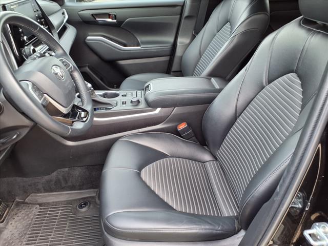 2022 Toyota Highlander XSE