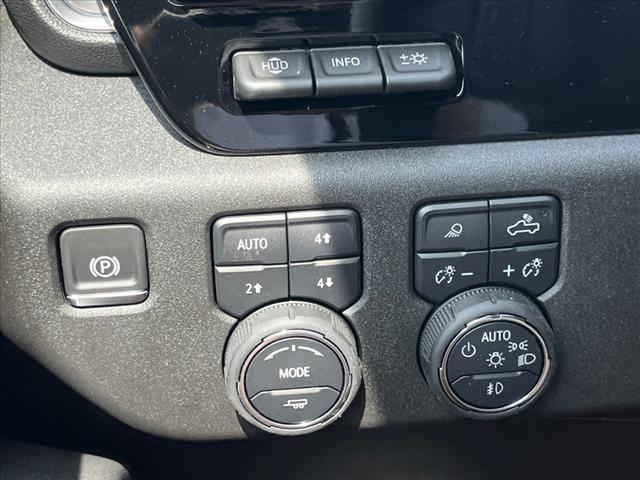 2025 Chevrolet Silverado 1500 4WD CREW CAB 147  HIGH CO - Photo 10