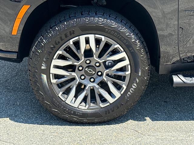 2025 Chevrolet Tahoe Z71 - Photo 10