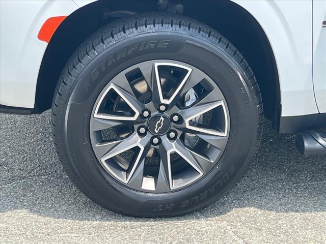 2022 Chevrolet Suburban Z71 - Photo 10