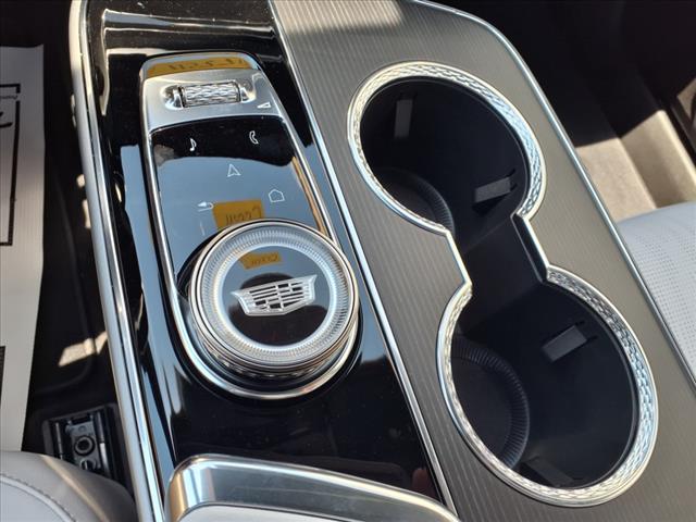 2025 Cadillac LYRIQ 4DR LUXURY W/1SC - Photo 10