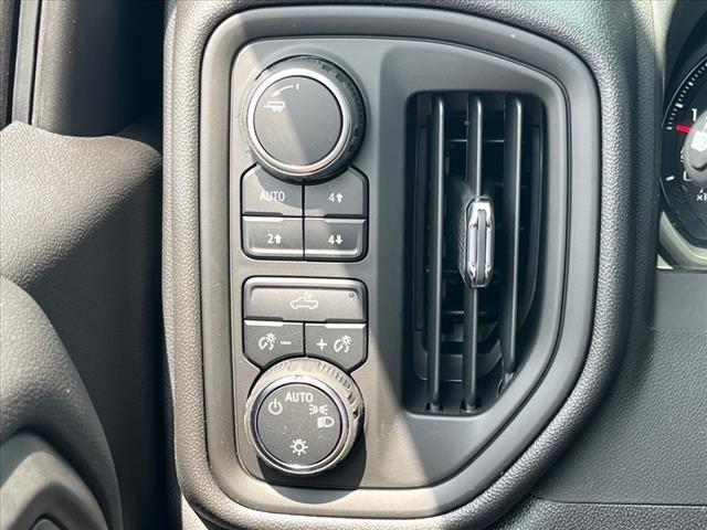2025 Chevrolet Silverado 1500 4WD CREW CAB 147  CUSTOM - Photo 10