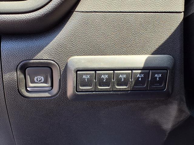 2025 Chevrolet Silverado 3500HD CC 4WD REG CAB 171  WB, 84.5 - Photo 11