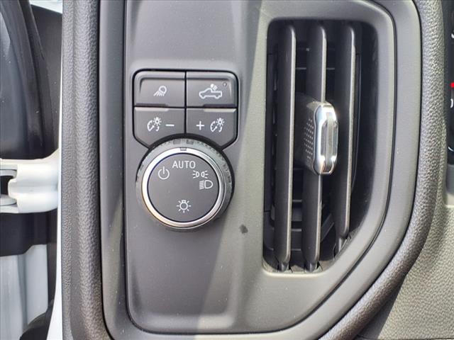 2025 Chevrolet Silverado 3500HD CC 2WD CREW CAB 177  WB, 60 - Photo 11