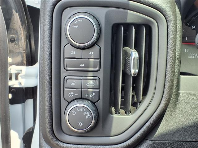 2025 Chevrolet Silverado 3500HD CC 4WD CREW CAB 177  WB, 60 - Photo 11
