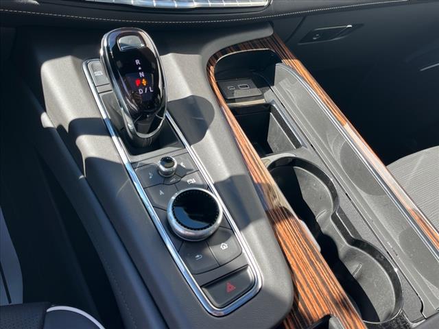 2024 Cadillac Escalade ESV Premium Luxury - Photo 11