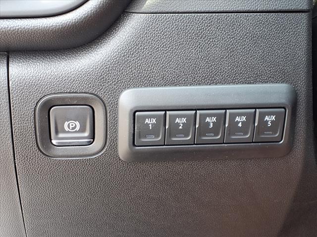 2025 Chevrolet Silverado 3500HD CC 4WD CREW CAB 177  WB, 60 - Photo 12
