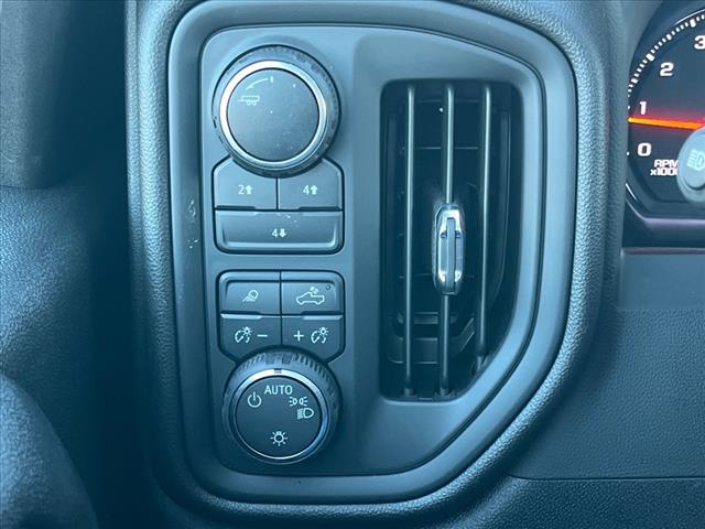 2025 Chevrolet Silverado 3500HD CC 4WD CREW CAB 177  WB, 60 - Photo 12
