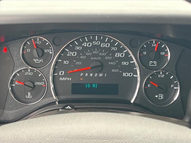2025 Chevrolet Express RWD 2500 135 - Photo 12