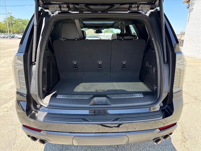 2025 Chevrolet Tahoe Z71 - Photo 12