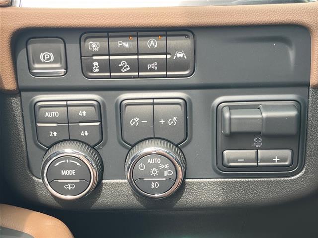 2025 Chevrolet Tahoe 4WD 4DR HIGH COUNTRY - Photo 12