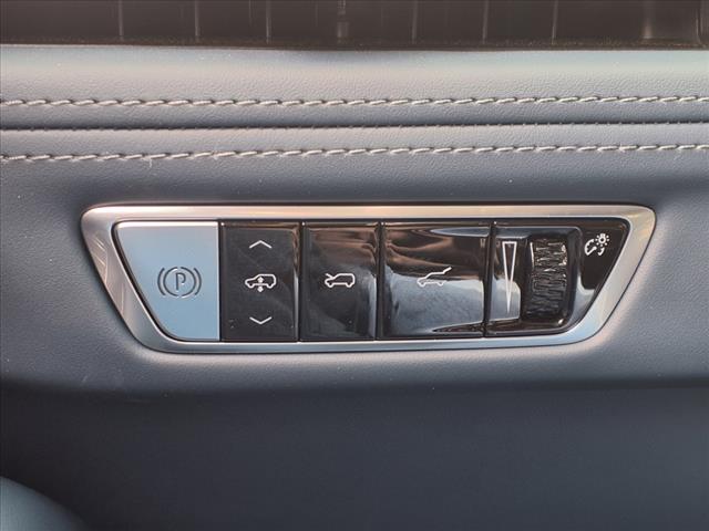 2025 Cadillac Escalade IQ AWD 4DR SPORT 2 - Photo 12