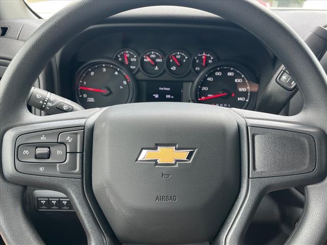 2025 Chevrolet Silverado 3500HD CC 4WD CREW CAB 177  WB, 60 - Photo 13