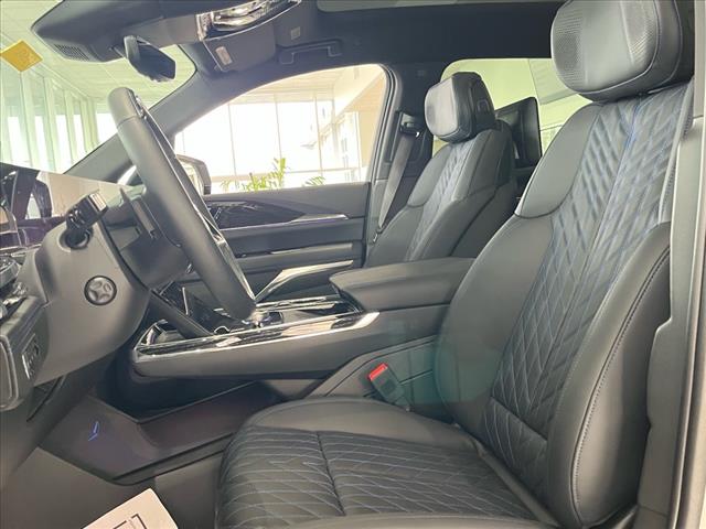 2025 Cadillac Escalade IQ AWD 4DR SPORT 1 - Photo 13