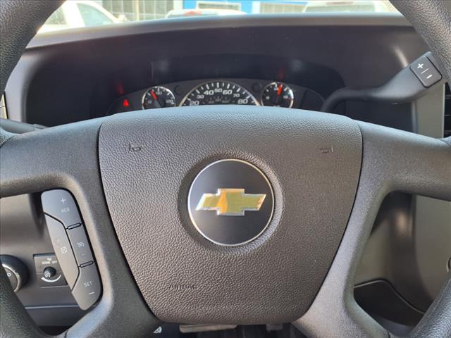 2025 Chevrolet Express 3500 VAN 139 - Photo 13