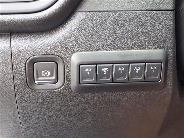 2025 Chevrolet Silverado 2500HD 2WD CREW CAB 172  WORK TR - Photo 14