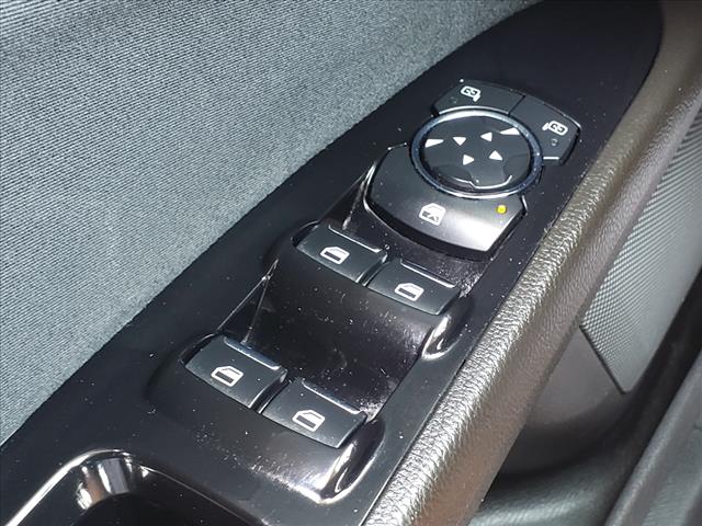 2016 Ford Fusion SE - Photo 16