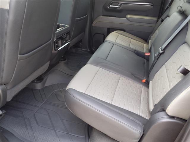 2022 Chevrolet Silverado 1500 ZR2 - Photo 17