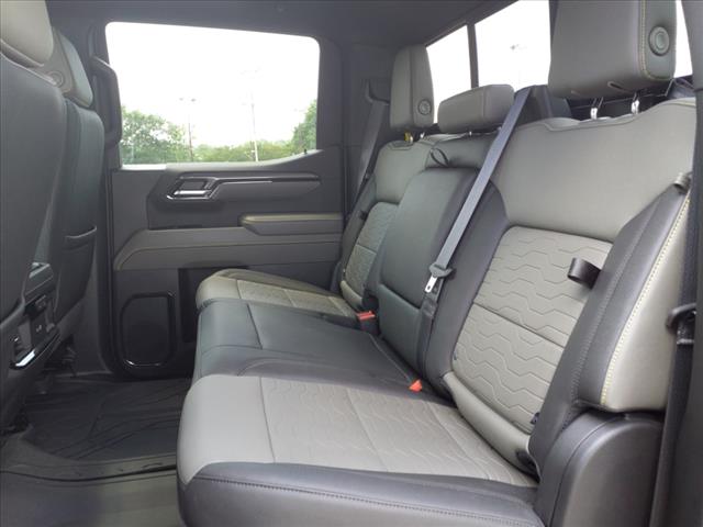 2022 Chevrolet Silverado 1500 ZR2 - Photo 18