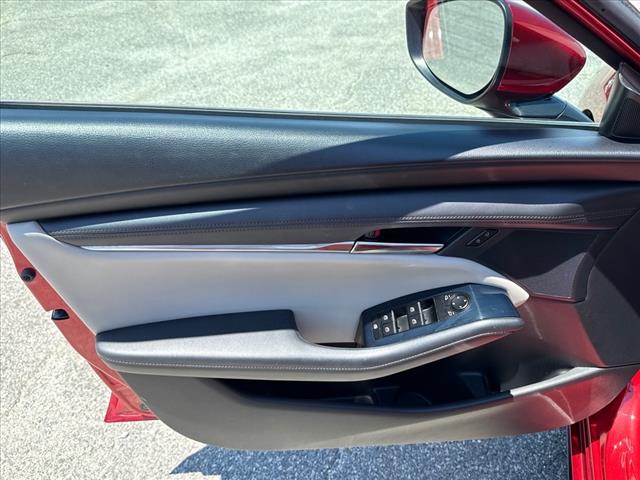 2021 Mazda Mazda3 Hatchback Preferred - Photo 18
