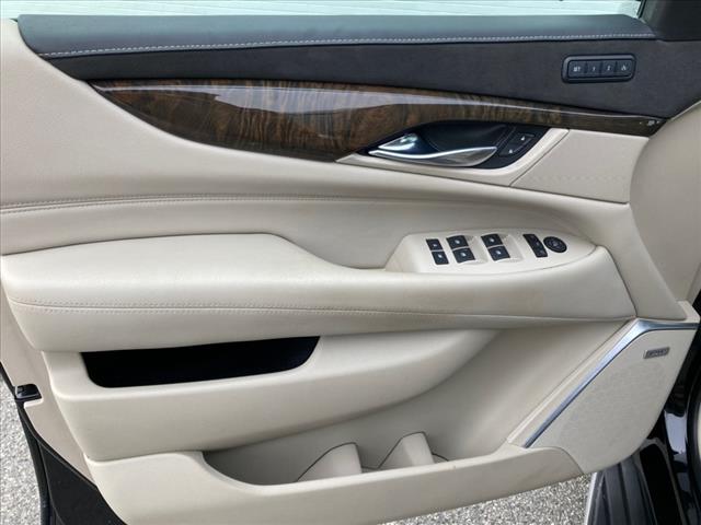 2018 Cadillac Escalade Luxury - Photo 19