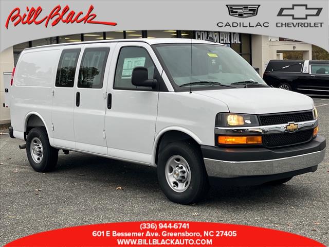 2024 Chevrolet Express 2500 - Photo 1
