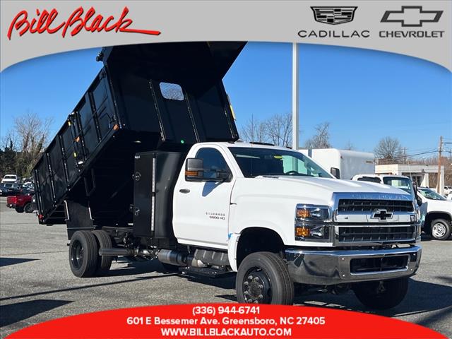 2024 Chevrolet SILVERADO MD 4WD REG CAB WORK TRUCK - Photo 1