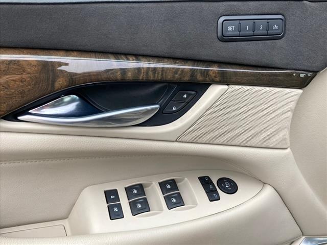 2018 Cadillac Escalade Luxury - Photo 20