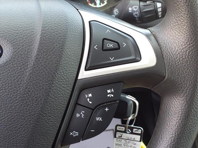 2016 Ford Fusion SE - Photo 26
