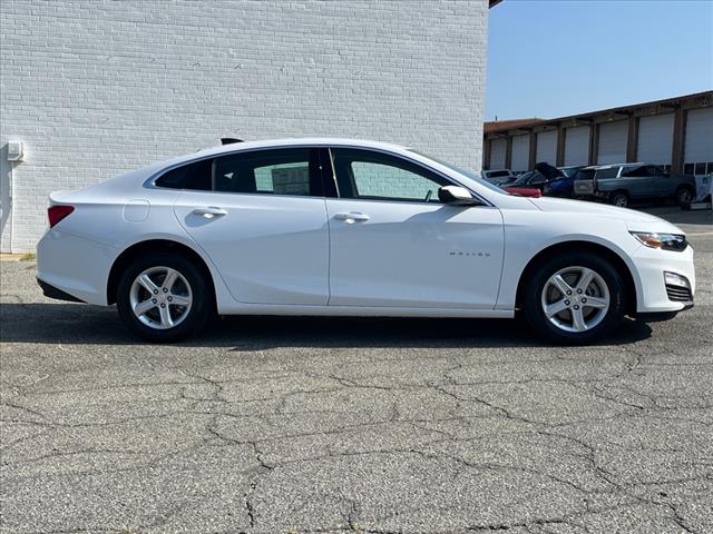 2025 Chevrolet Malibu LS - Photo 2