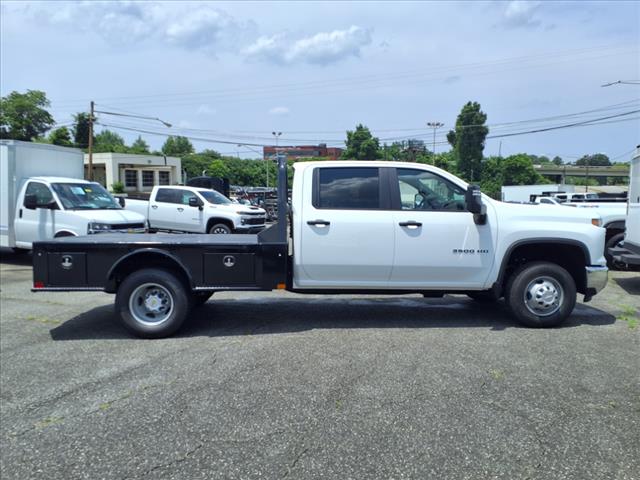 2025 Chevrolet Silverado 3500HD CC 4WD CREW CAB 177  WB, 60 - Photo 2