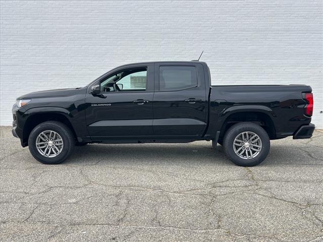 2025 Chevrolet Colorado 2WD CREW CAB LT - Photo 2