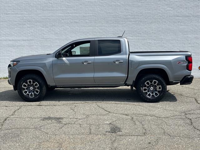 2025 Chevrolet Colorado 4WD CREW CAB Z71 - Photo 2