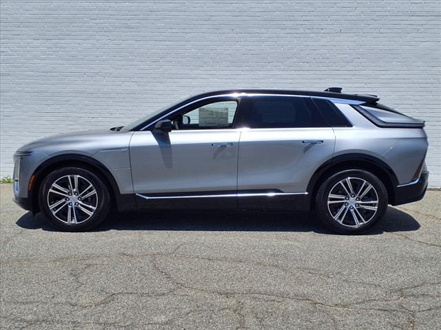 2025 Cadillac LYRIQ 4DR LUXURY W/1SC - Photo 2
