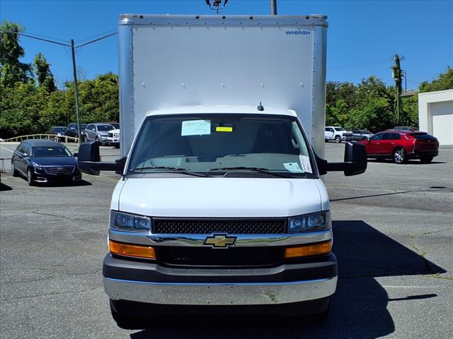2025 Chevrolet Express 3500 VAN 177 - Photo 2