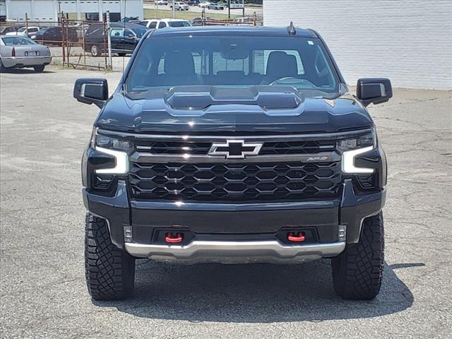 2022 Chevrolet Silverado 1500 ZR2 - Photo 2