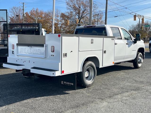 2024 Chevrolet Silverado 3500HD CC 4WD CREW CAB 177  WB, 60 - Photo 3