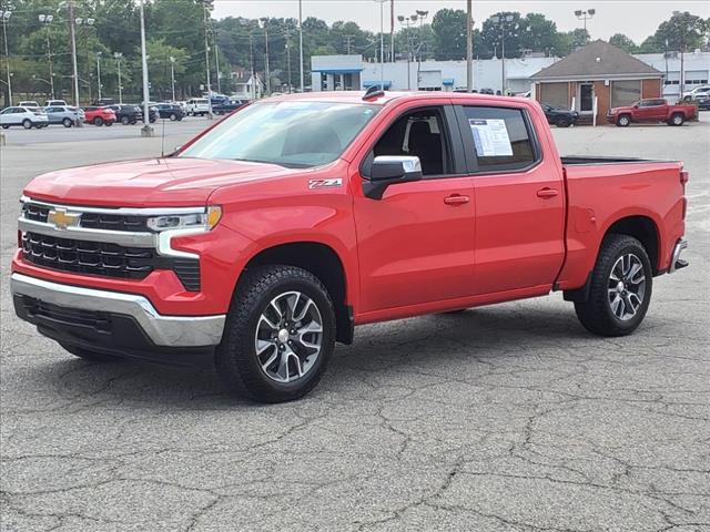 2023 Chevrolet Silverado 1500 LT LT1 - Photo 3